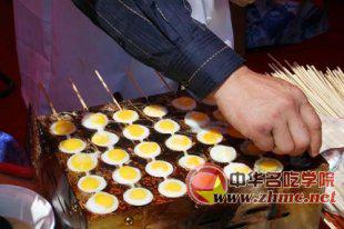 台湾报喜鸟烤鹌鹑蛋 爆喜鸟视频教程配方做法 竹签烤鸡蛋制作技术