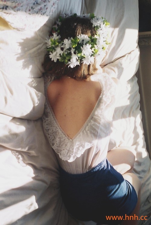 等我彻底忘记，等你不会离去。