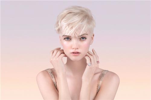 春日美白三重奏 雪灵晶新品三部曲带你4周焕新美白肌