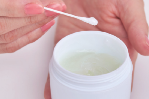 进入春天啦 手足颈的肌肤死角你开始护理了吗