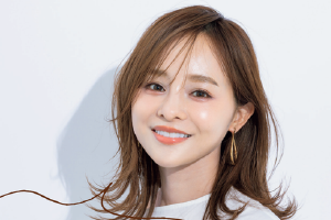 解决头发烦恼的发型打理方法 让你蓬松出街