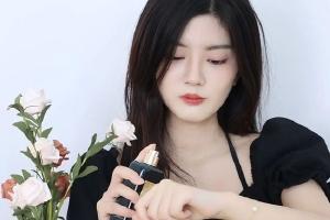 一大批木质香的香水来袭！