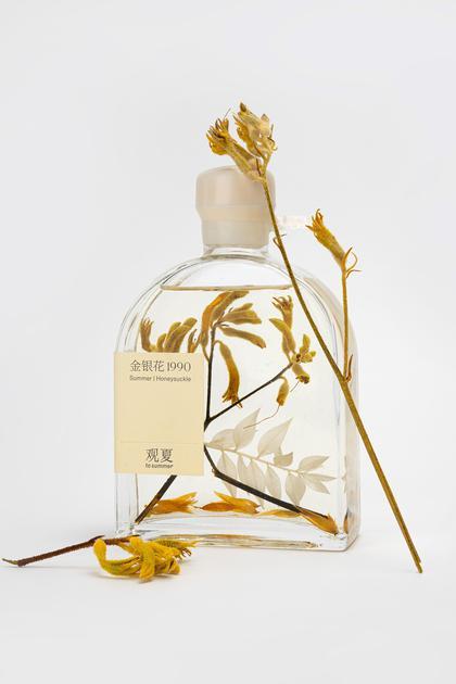 致敬纯粹90年代——观夏「金银花1990」上市