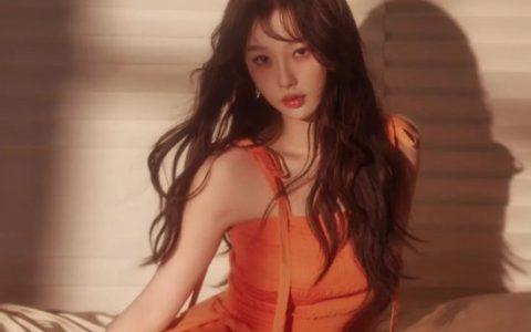 蝴蝶结发饰火出圈 掌管女明星氛围感