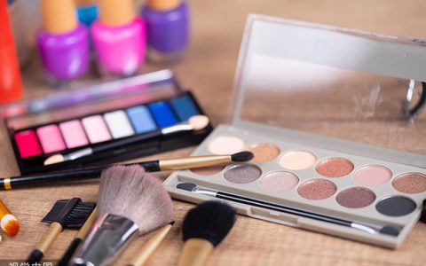 2023美妆口碑榜深度解读 从裸妆美拉德卷出的彩妆潮流