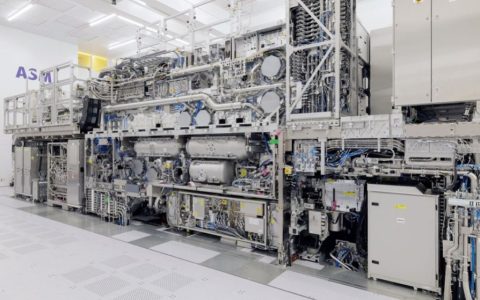 三星冲击高端代工新挑战：削减 High-NA EUV 光刻机采购、被曝中止和 ASML 合建研究中心