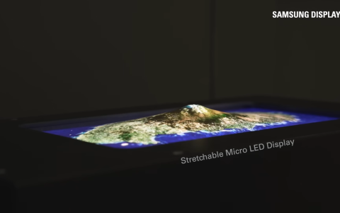 业界领先 25% 伸长率，三星显示展示可向外拉伸 Micro LED 屏幕原型