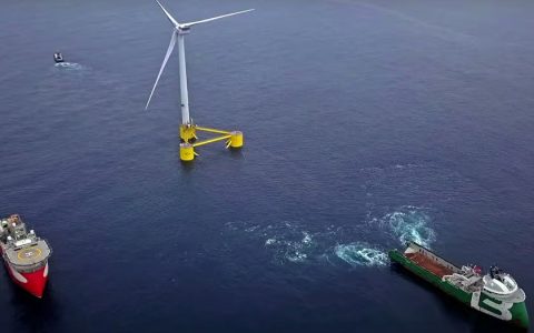 全球首个半潜式漂浮近海风电场秀成绩：4 年总发电量达 320 GWh，可满足 2.5 万户家庭每年用电