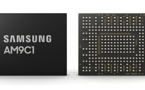 三星电子宣布开发出其首款基于第八代 V-NAND 的车载 SSD，顺序读取速度 4400MB/s