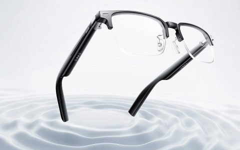 小米生态链企业蜂巢科技与宝岛眼镜母公司达成战略合作，年底推出首款联名 AI 音频眼镜