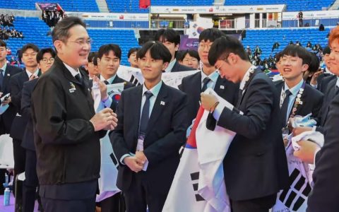 应对人才短缺：三星正大力招聘高中毕业生，参与研发岗位