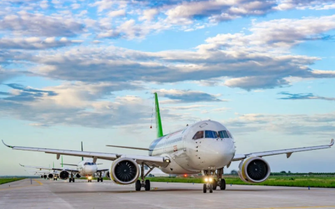 中国东航第 8 架 C919 交付入列，准备执飞国庆商业航班