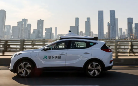 百度萝卜快跑计划发布 Apollo 10.0 自动驾驶平台，专为全球用户设计