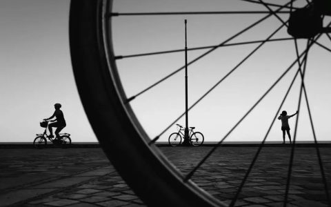 打破秩序感，有时能让照片更有趣