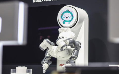 三星亮相进博会，AI显示“玩”出新花样