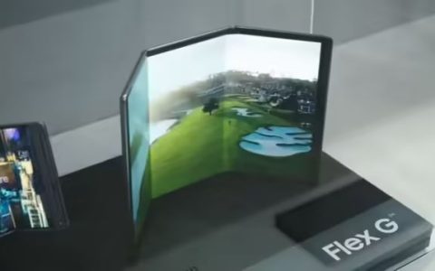 传三星明年推出三折叠手机，供应链开始竞标供应零部件