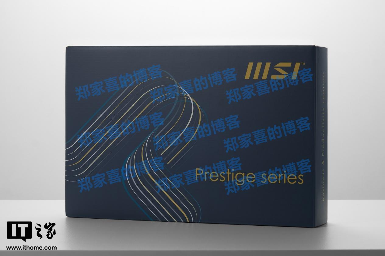 【IT之家开箱】微星尊爵 13 AI+ Evo 2024 图赏：990g 极致轻薄本