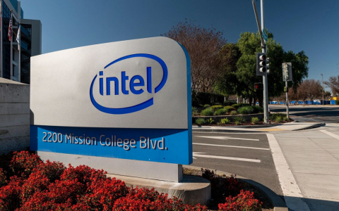 英特尔代工再遭重挫，传Intel 18A工艺良率仅10%无法量产