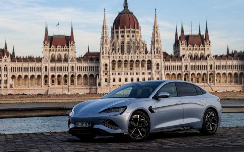 比亚迪：自有船队显著降低了运输成本和时间